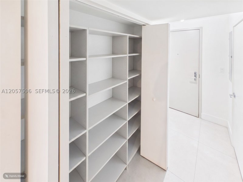 Condo for sale at Aria on The Bay 203