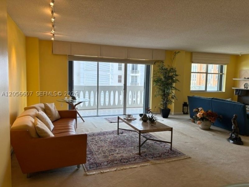 Comprar apartamento en Gables Plaza 1201