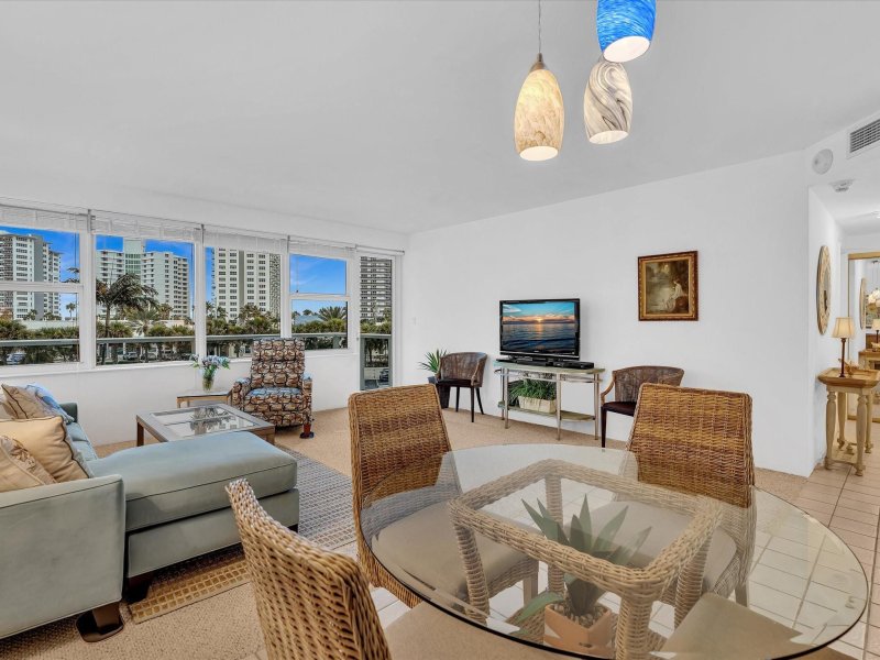 Coral Ridge Towers East Apt #312A