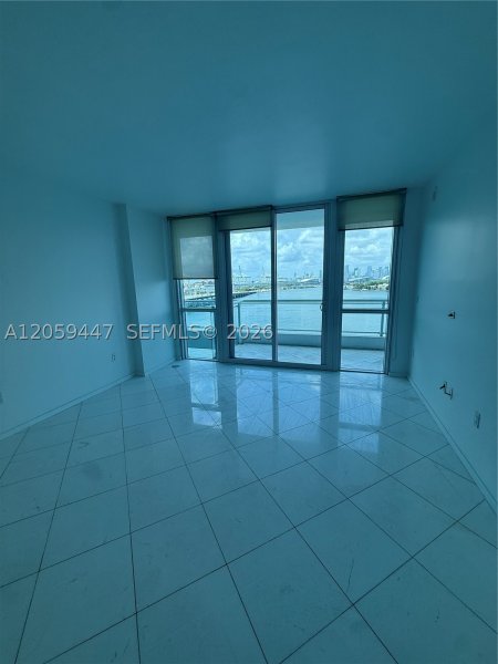 Aluguel de apartamento no Bentley Bay North 1013