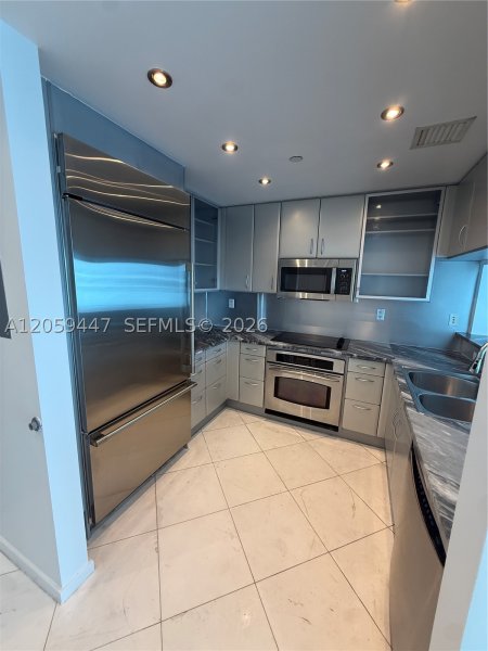 Aluguel de apartamento no Bentley Bay North 1013