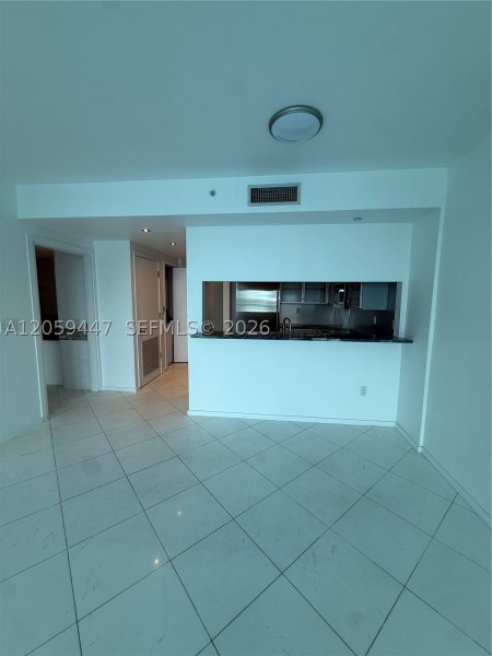 Aluguel de apartamento no Bentley Bay North 1013