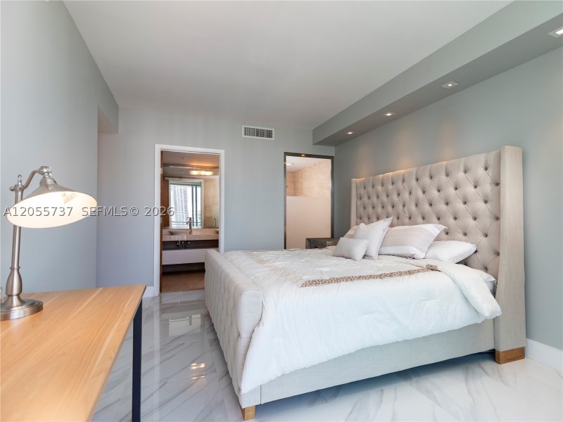 Comprar apartamento en Mint at Riverfront 3901