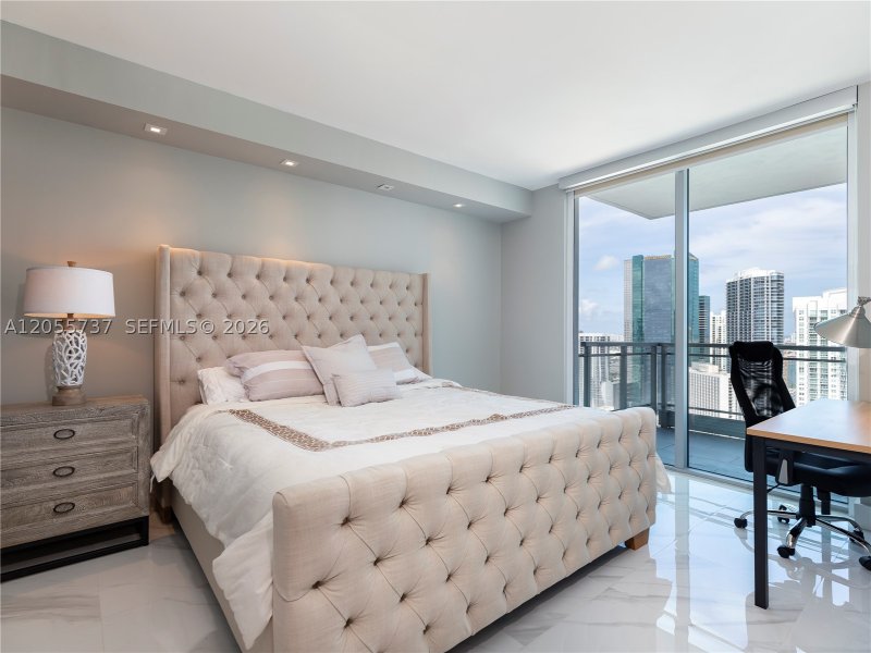 Comprar apartamento en Mint at Riverfront 3901