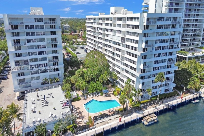 East Point Towers Apt #1222