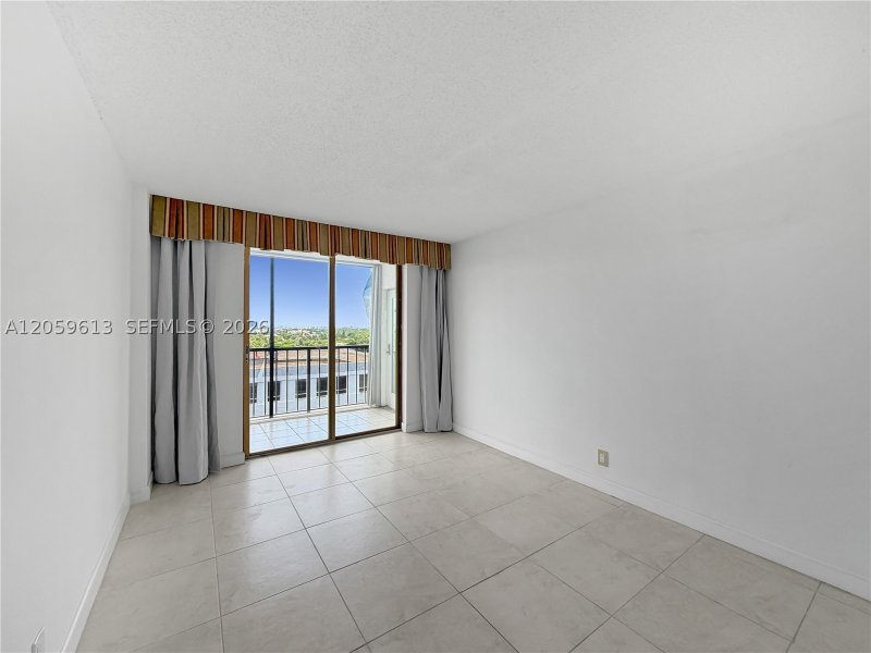 Alquiler de apartamento en East Point Towers 1222