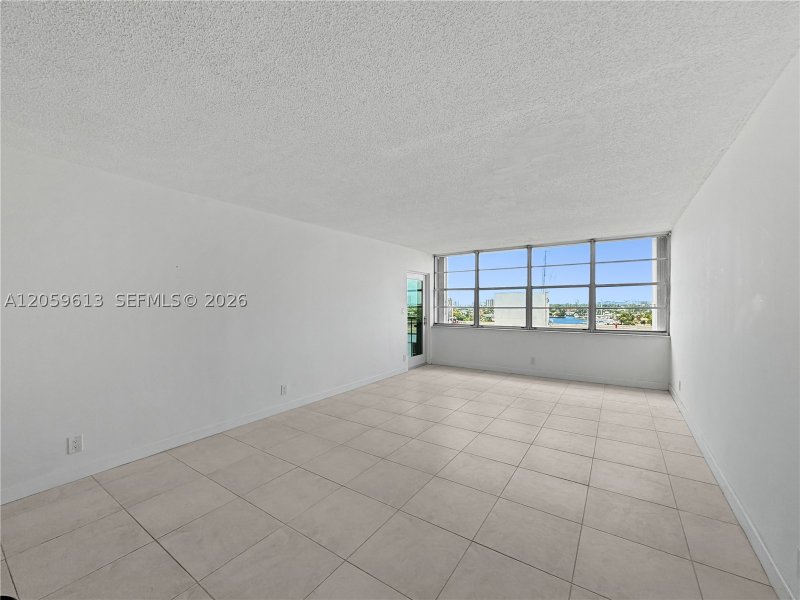 Alquiler de apartamento en East Point Towers 1222