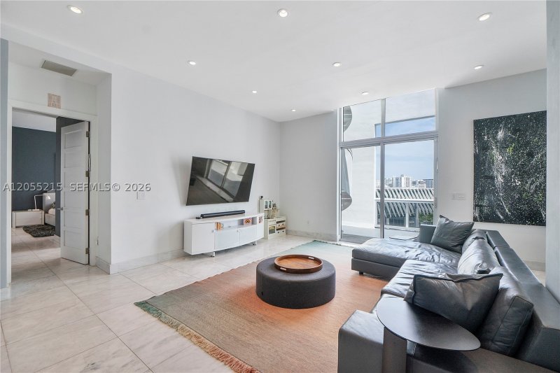 Comprar apartamento en The Meridian Lofts PH-16