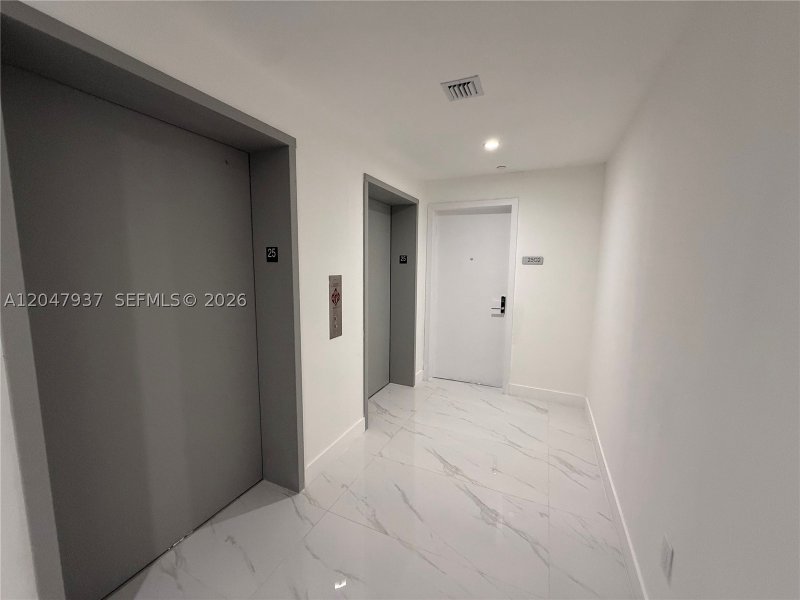 Aluguel de apartamento no Aria Reserve Miami 2502