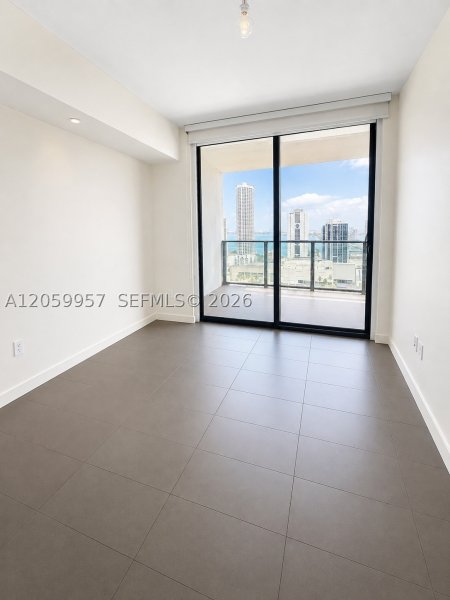 Aluguel de apartamento no Canvas 2401
