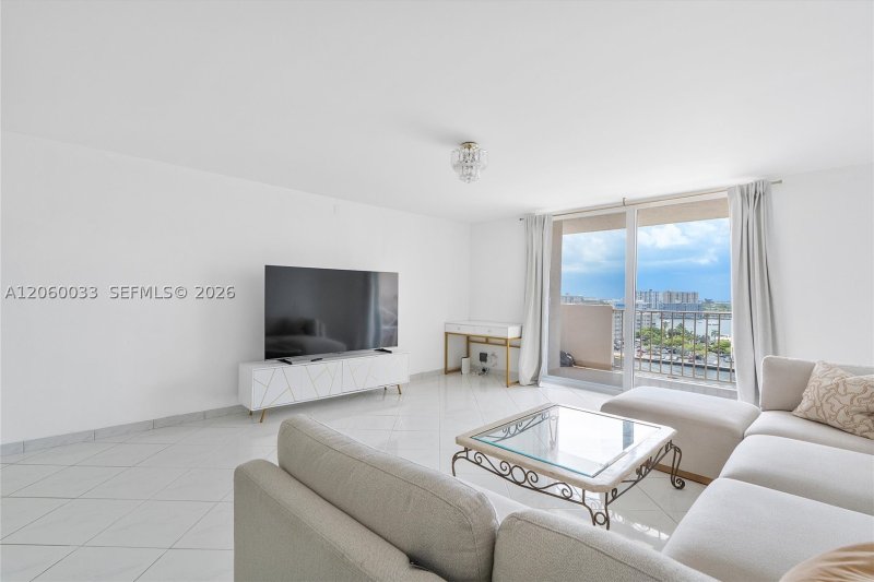 Condo for sale at Prince George 11J