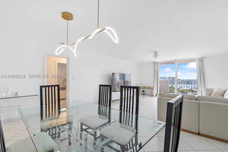 Condo for sale at Prince George 11J