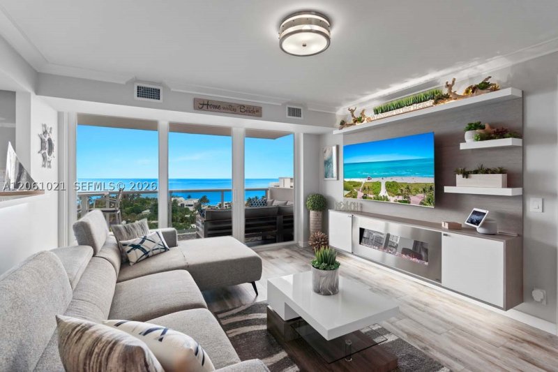 Condo for sale at Vantage View 1402