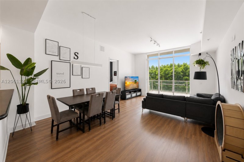 Comprar apartamento no One Fifty One at Biscayne 102