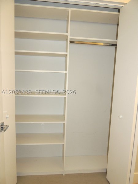 Comprar apartamento no Aria on The Bay 3104
