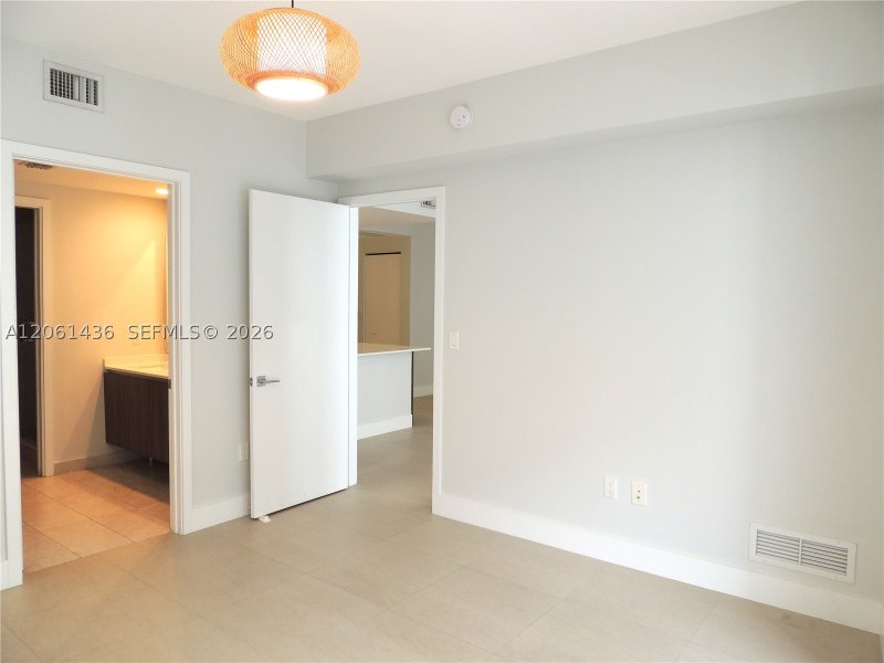 Comprar apartamento no Aria on The Bay 3104