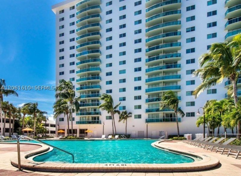 Comprar apartamento no Ocean View 308