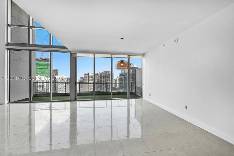 Condo for sale at The Ivy PH-17