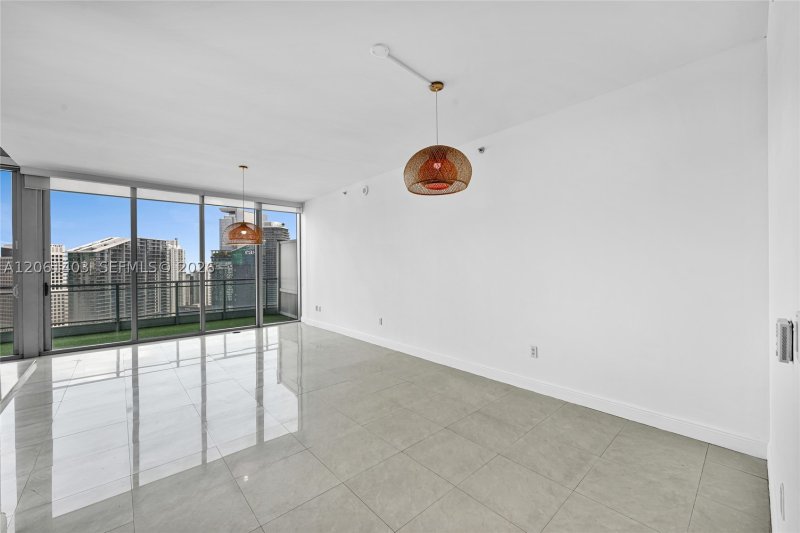 Condo for sale at The Ivy PH-17