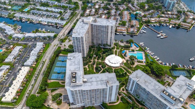 Condo for sale at Olympus Condo 517