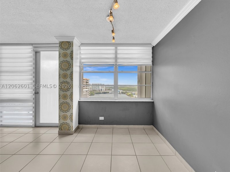 Comprar apartamento en Winston Towers 2205
