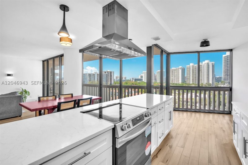Comprar apartamento no 1000 Williams Island 1206