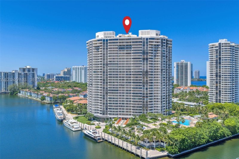 Comprar apartamento no 1000 Williams Island 1206