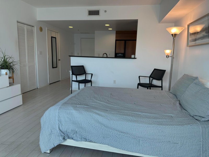 Condo for sale at One Miami West Tower 3706