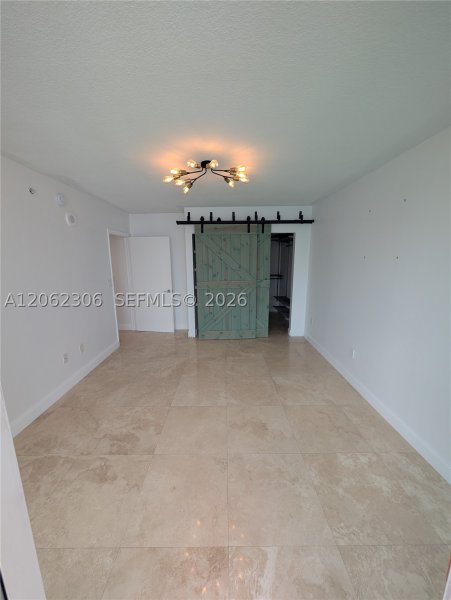 Comprar apartamento no Brickell on the River North 3002