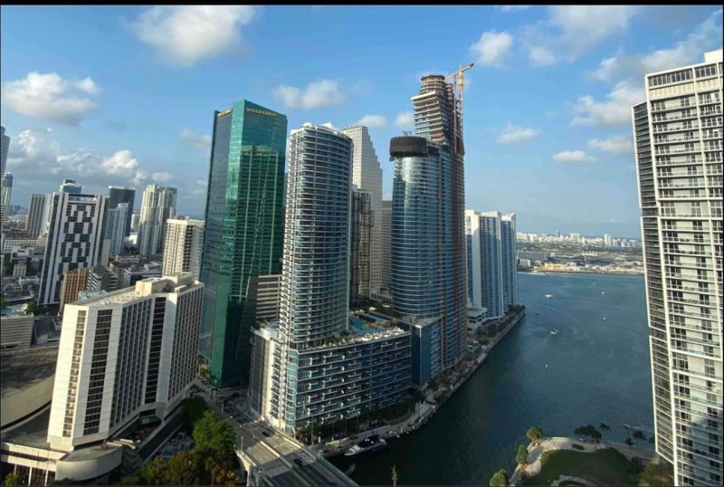 500 Brickell West Tower Apt #4007