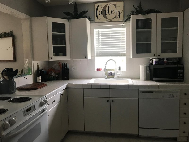 Condo for sale at Bakers Towers 206