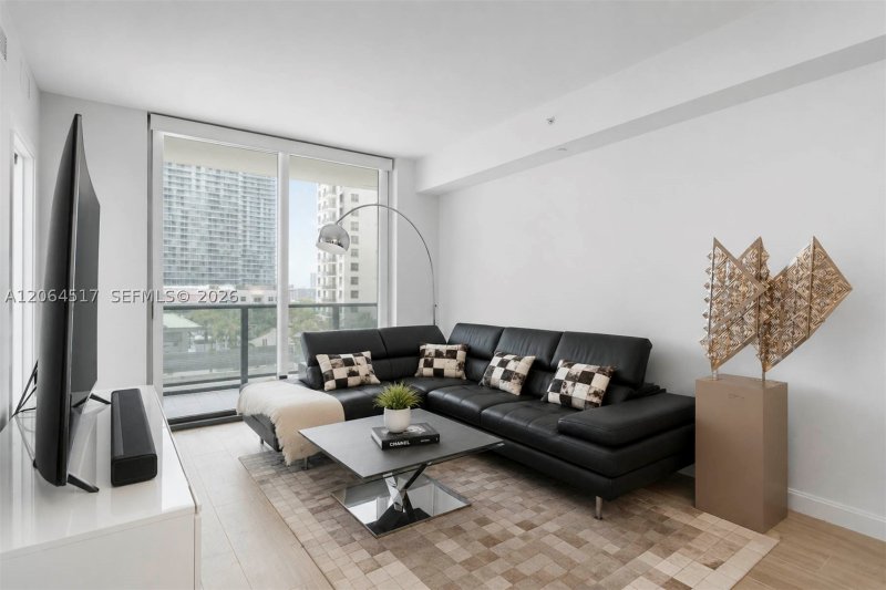 Aluguel de apartamento no Brickell Heights West 1105