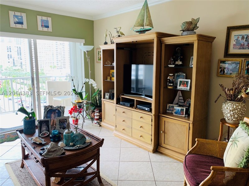 Apartment for rent at The Hemispheres 6K