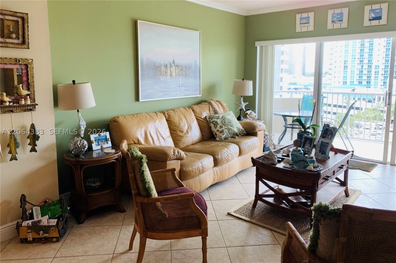Apartment for rent at The Hemispheres 6K