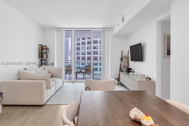 Apartment for rent at The Plaza Tower II 1100