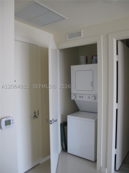 Aluguel de apartamento no Avenue on Brickell 1050 Tower 3312