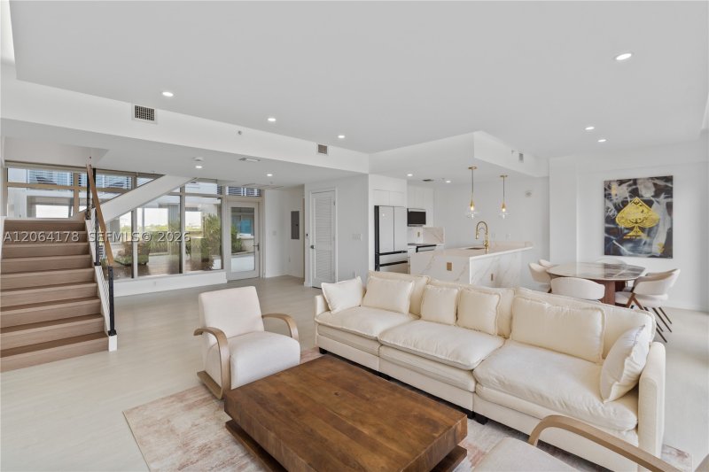Apartment for rent at Midtown Midblock 545