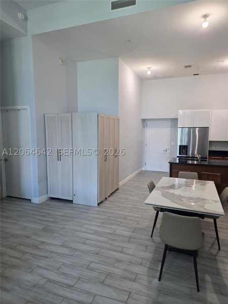 Condo for sale at Quantum 512