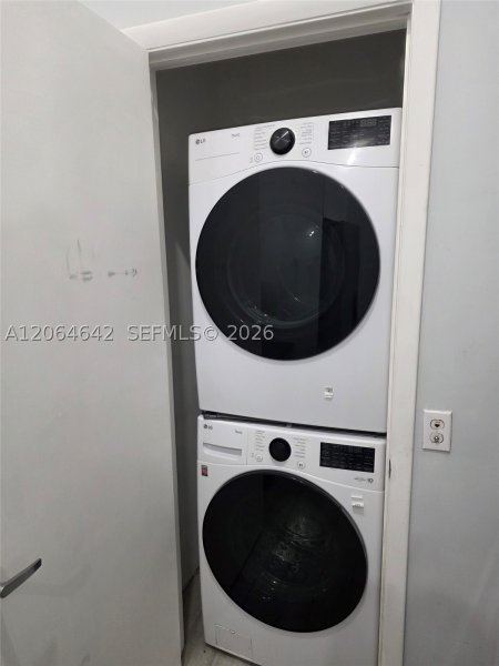 Condo for sale at Quantum 512