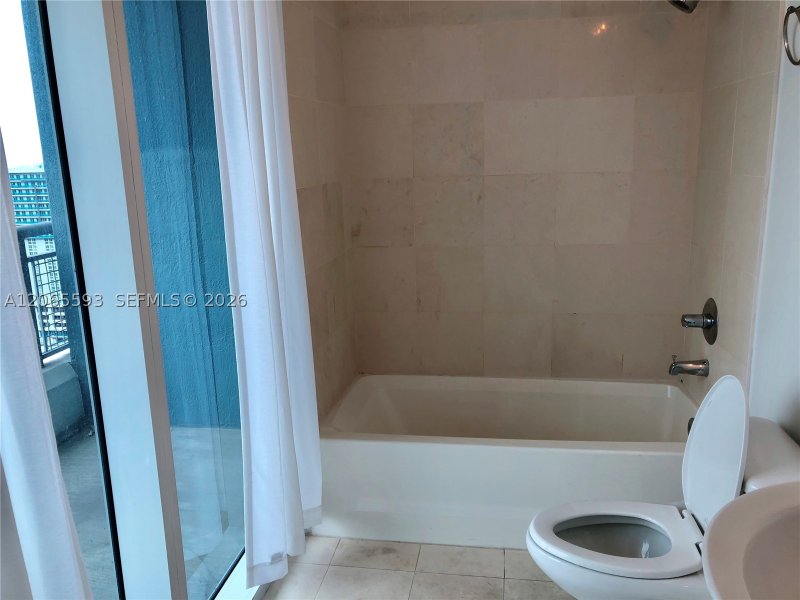 Apartment for rent at Infinity on Brickell 2519