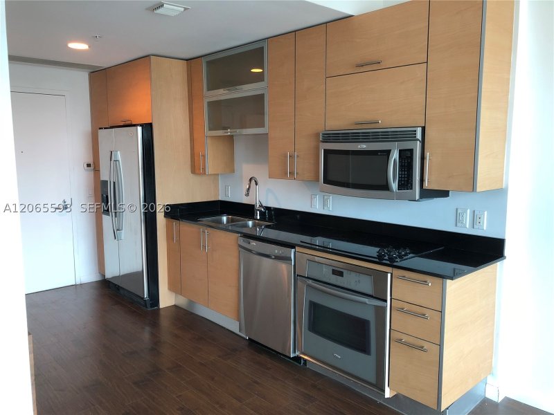 Apartment for rent at Infinity on Brickell 2519