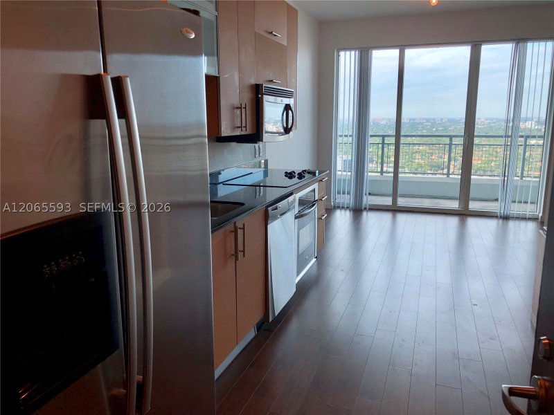 Apartment for rent at Infinity on Brickell 2519
