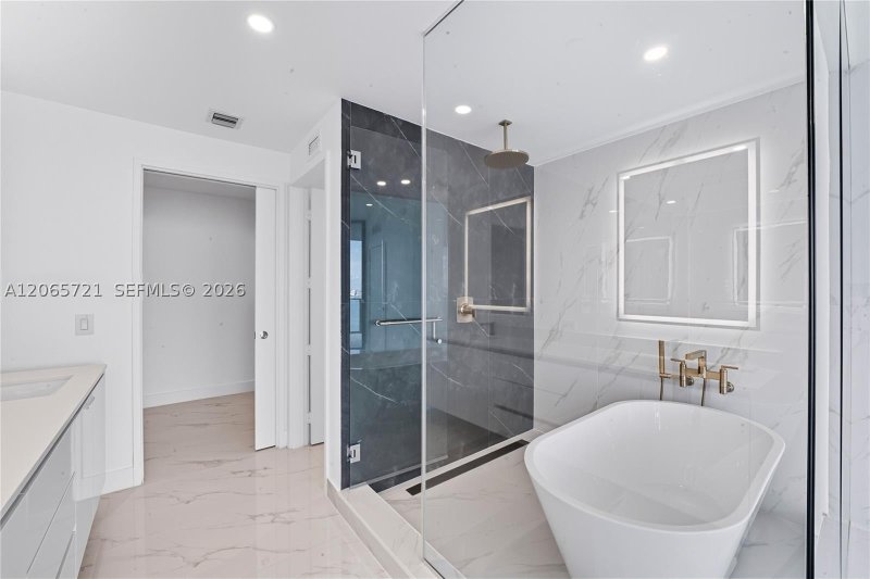 Comprar apartamento en Aria Reserve Miami 3502