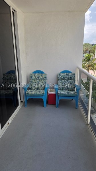 Condo for sale at Sea Air Towers 409