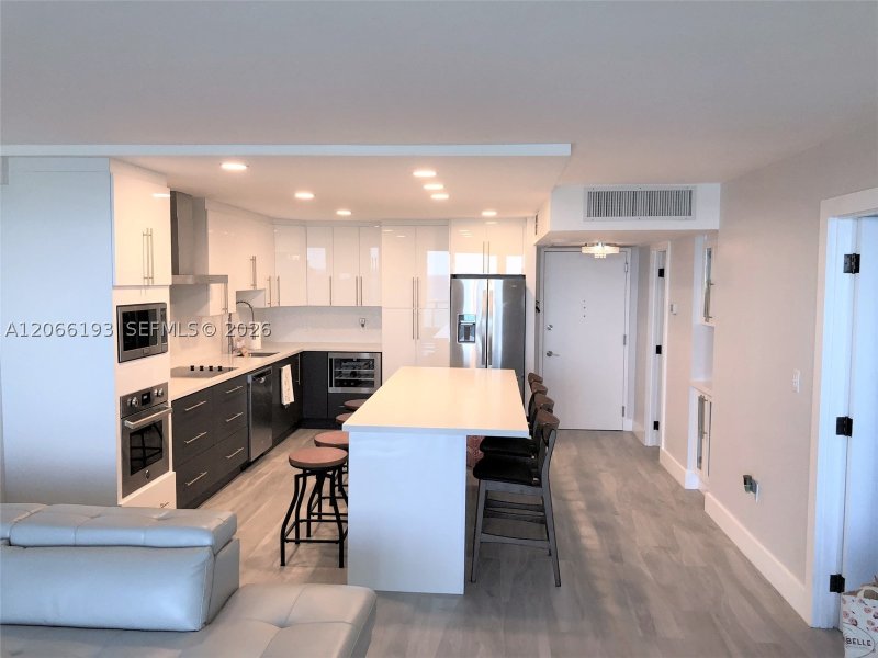 Alquiler de apartamento en Arlen Beach 808
