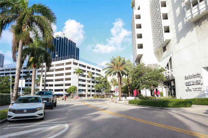 Condo for sale at Opera Tower 3411