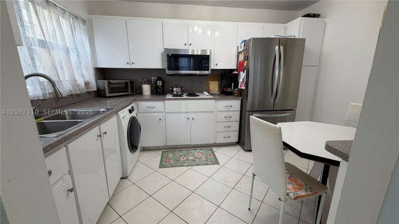 Condo for sale at Imperial Towers 509