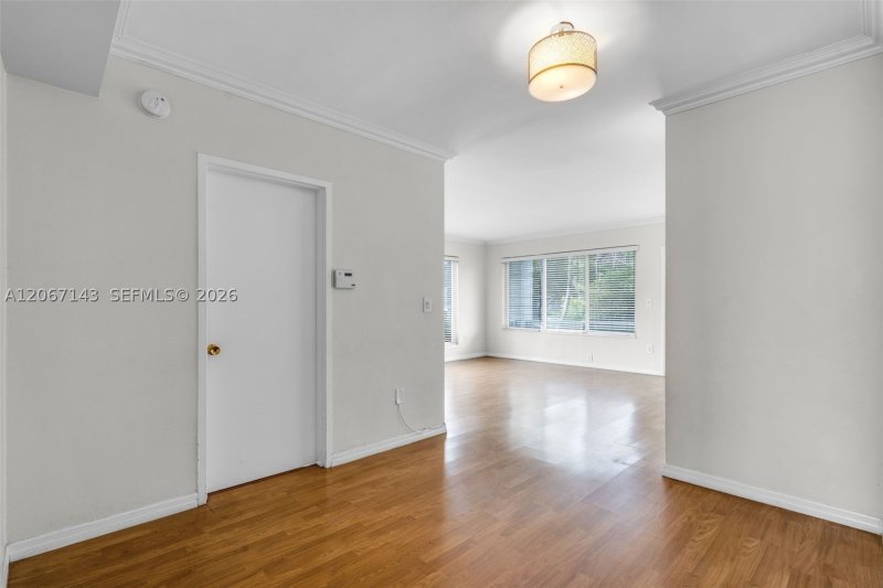 Comprar apartamento no BougainVilla Condo 1