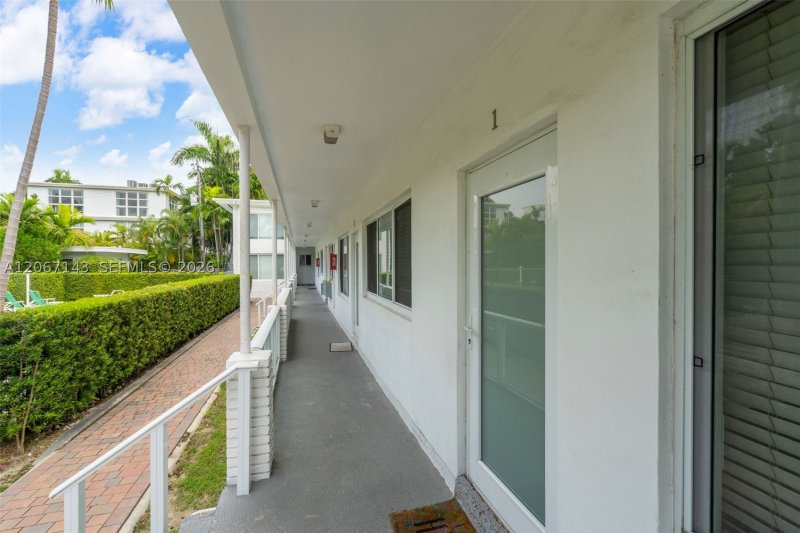 Comprar apartamento no BougainVilla Condo 1