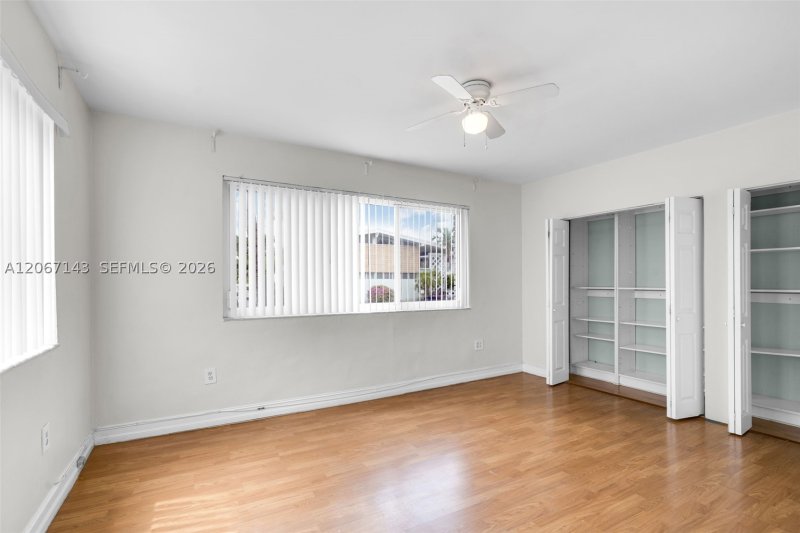 Comprar apartamento no BougainVilla Condo 1
